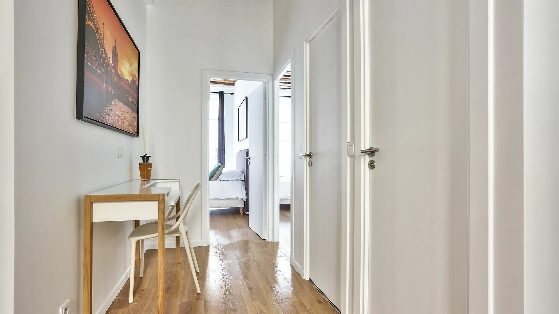 67 - Amazing Flat In Apartment