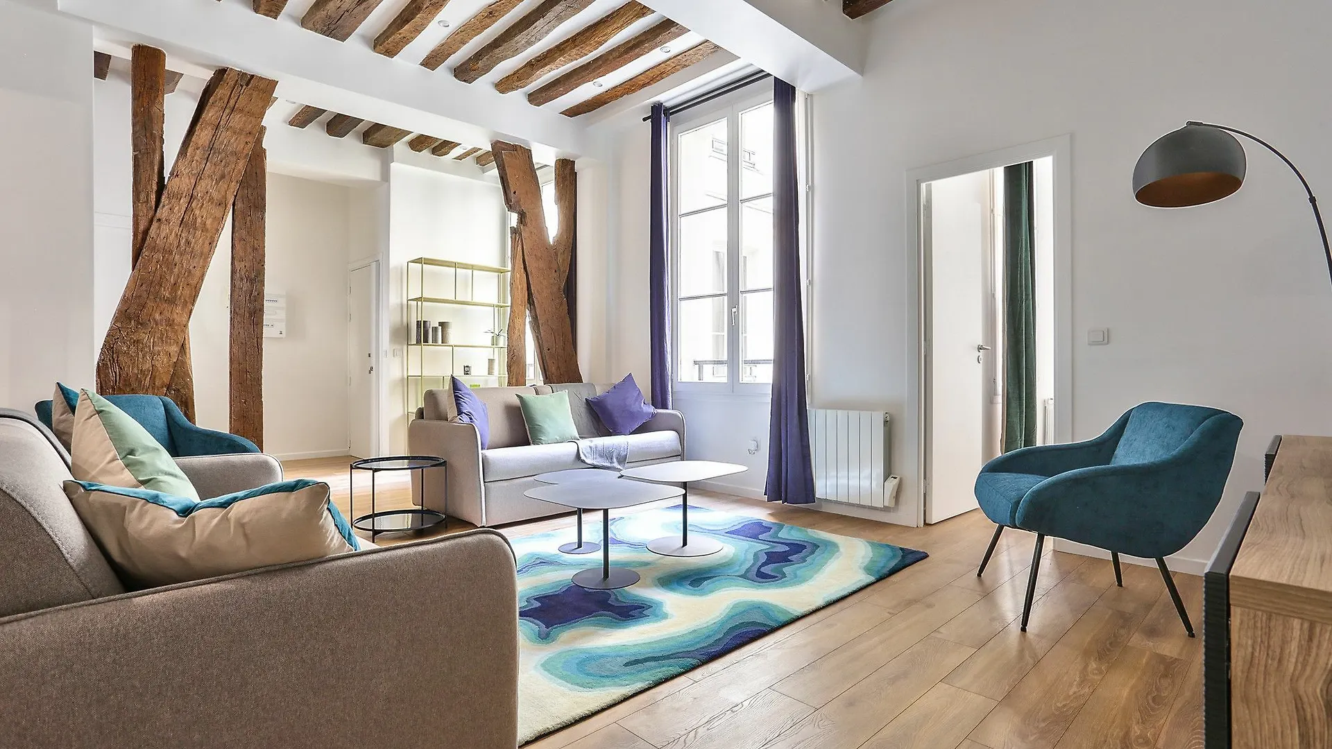 67 - Amazing Flat In *